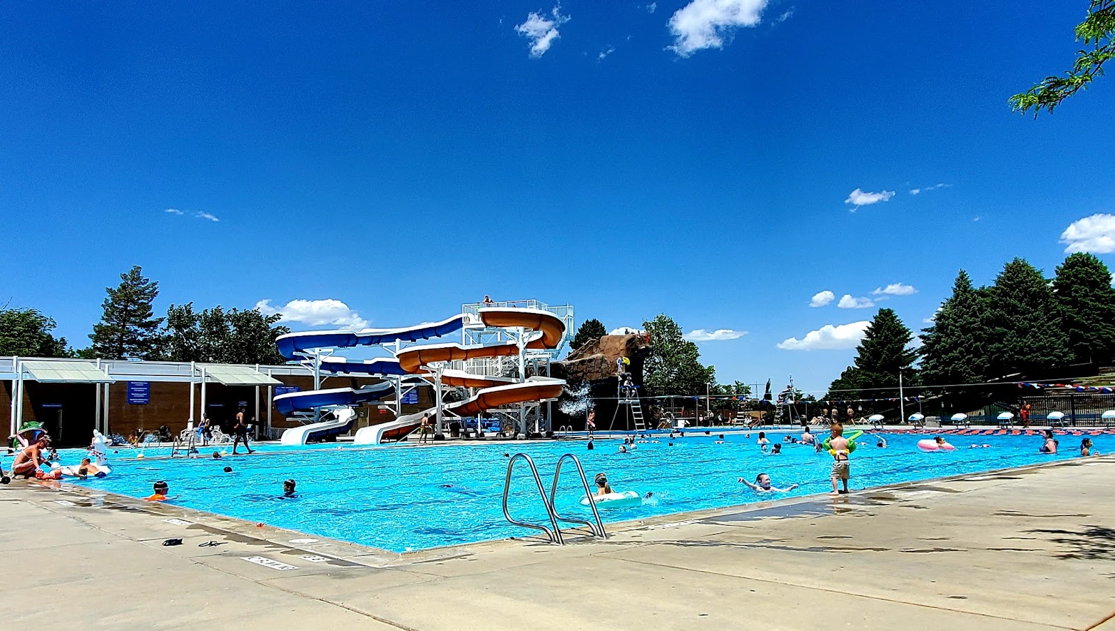 Cottonwood Heights Recreation Center, photo by Leo Lev