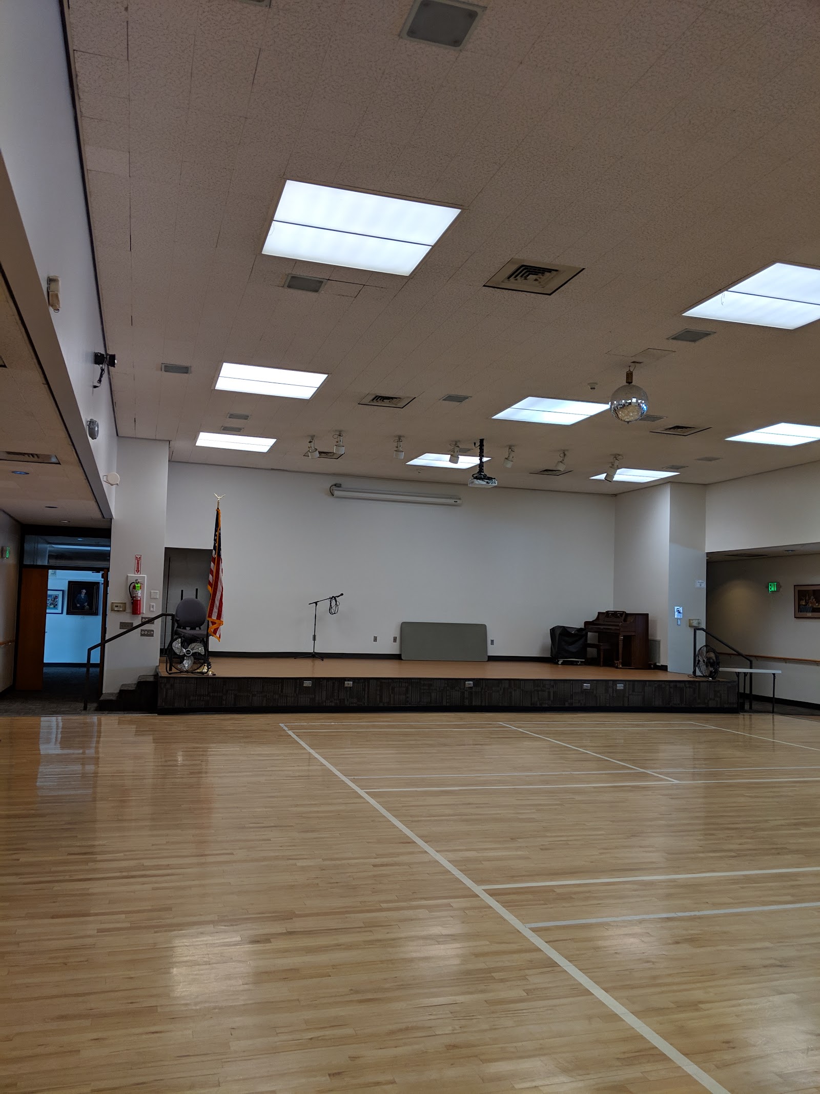 Murray City Senior Recreation Center, photo by Linda Bernini