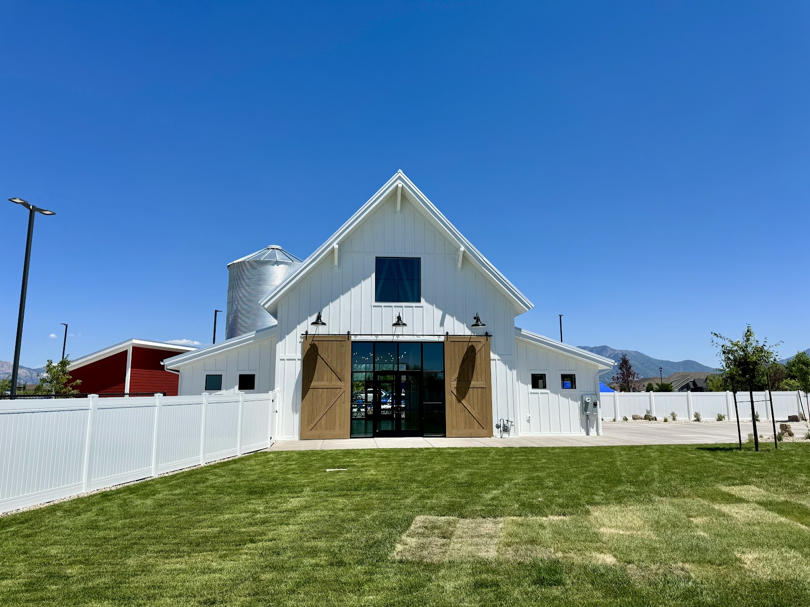 The Barn, photo by Marcus Zabokrtsky