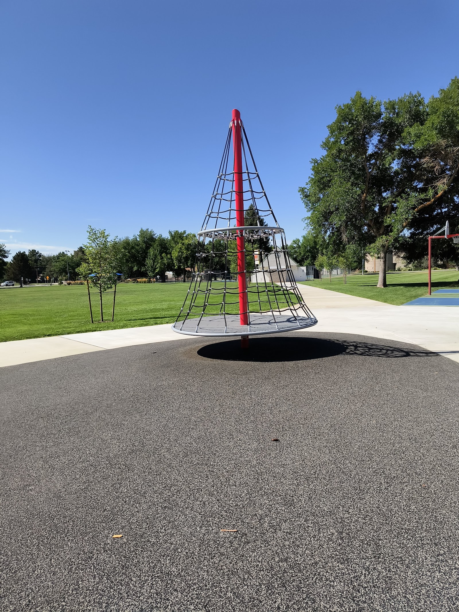Chapel Park, photo by Rhiannon Thorup
