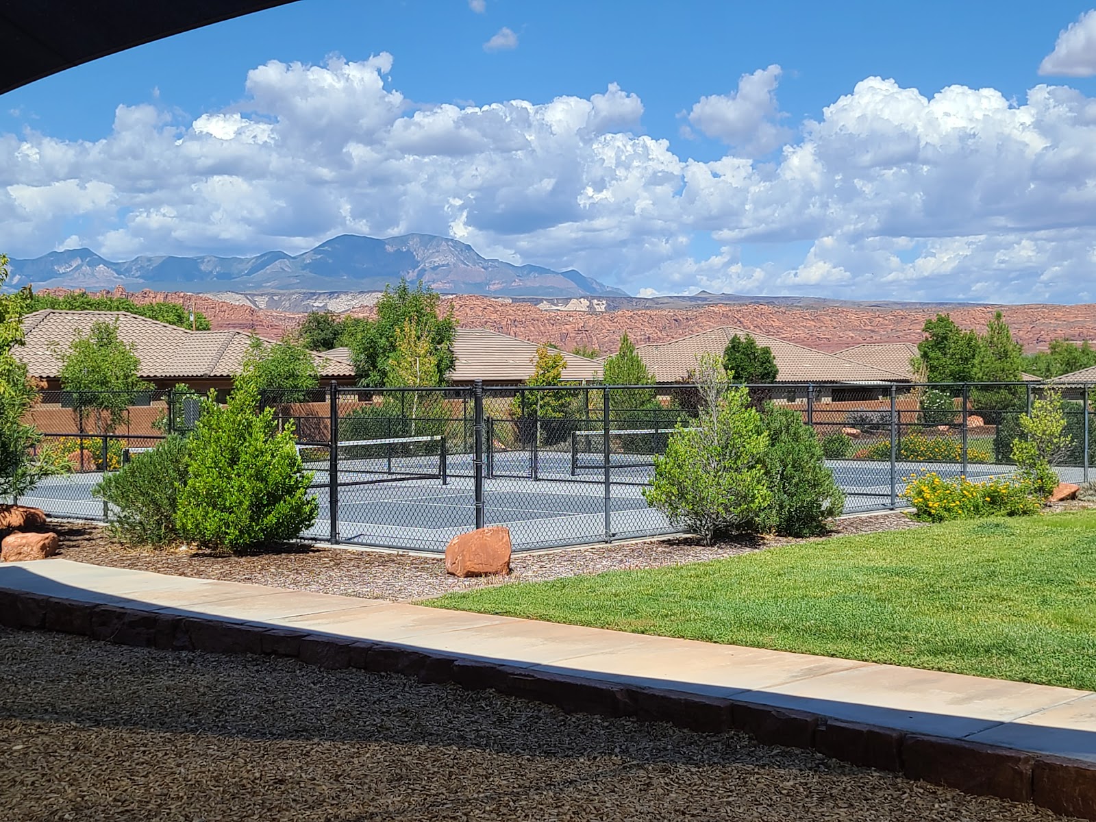 Desert Rose Park, photo by Robert Bolar