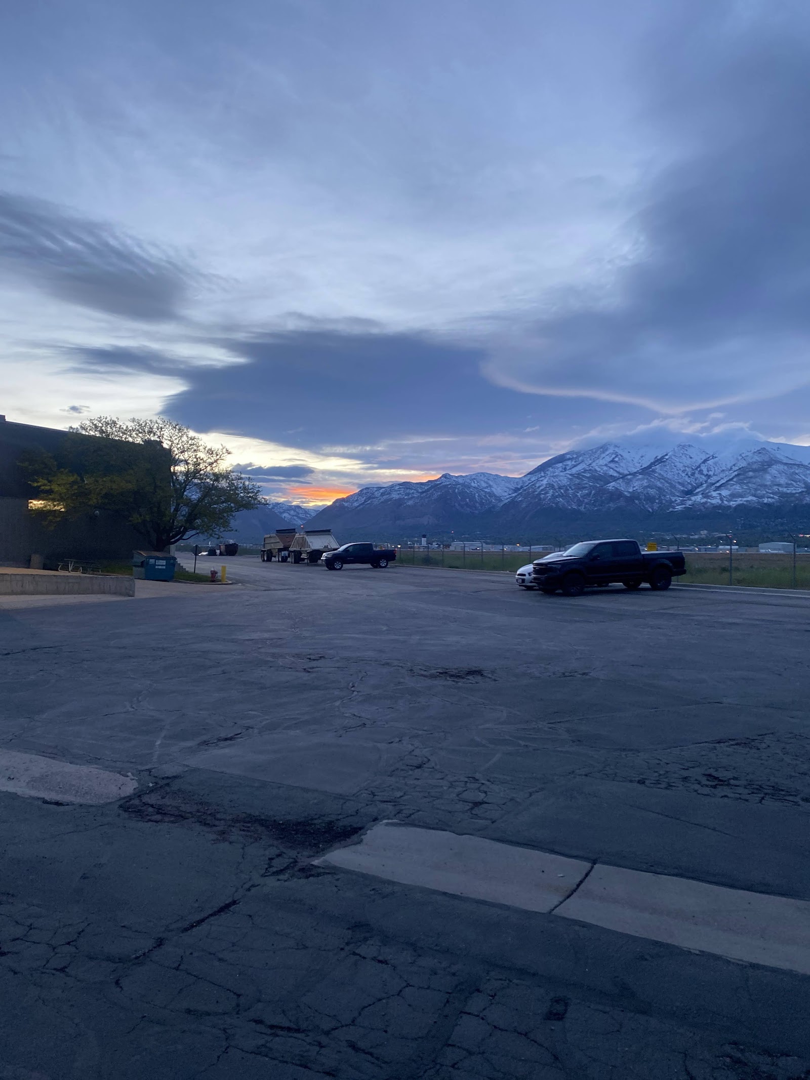 Golden Spike Technology Center, photo by John Shipp