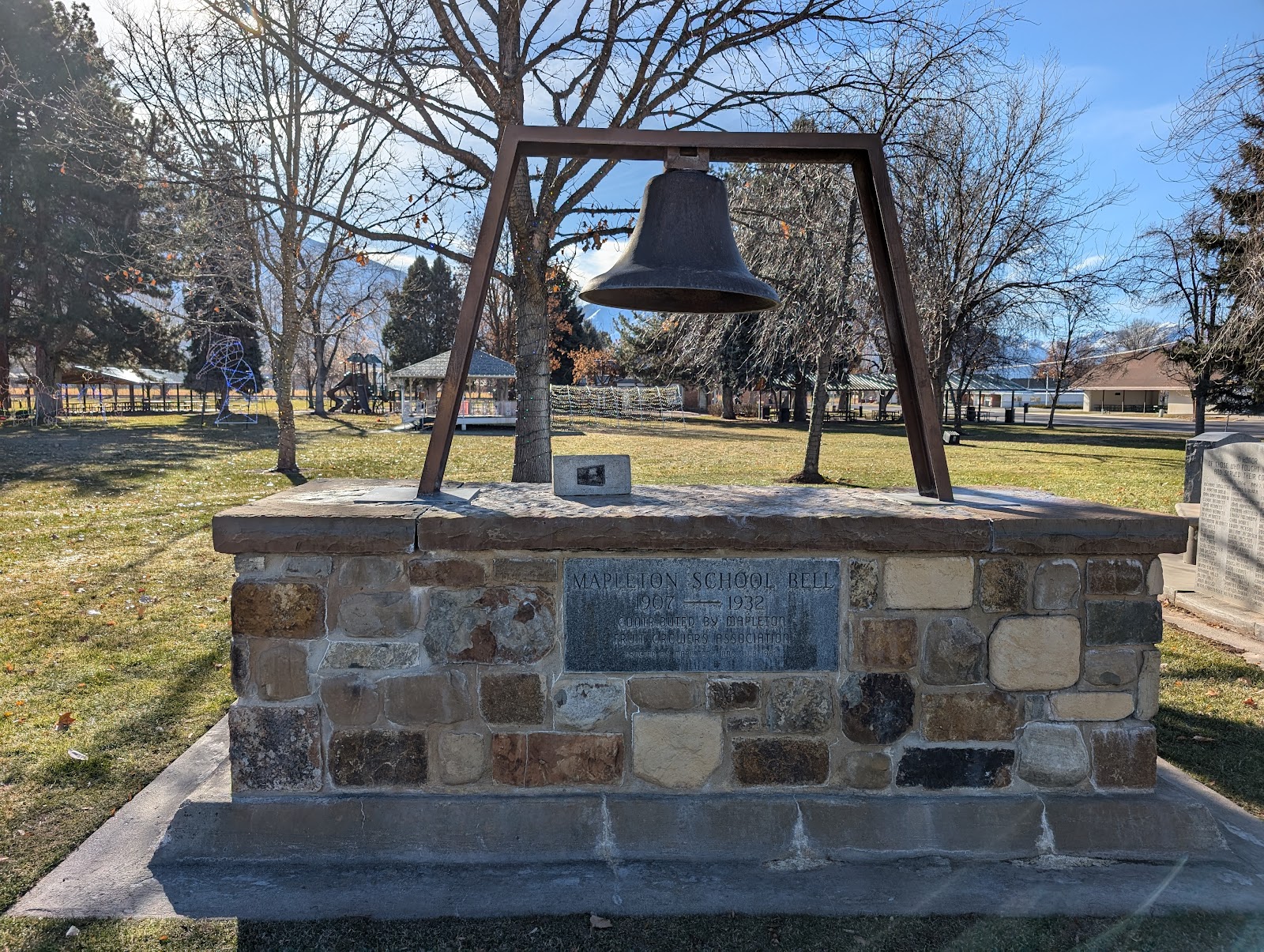 Mapleton City Park, photo by Brent Potter