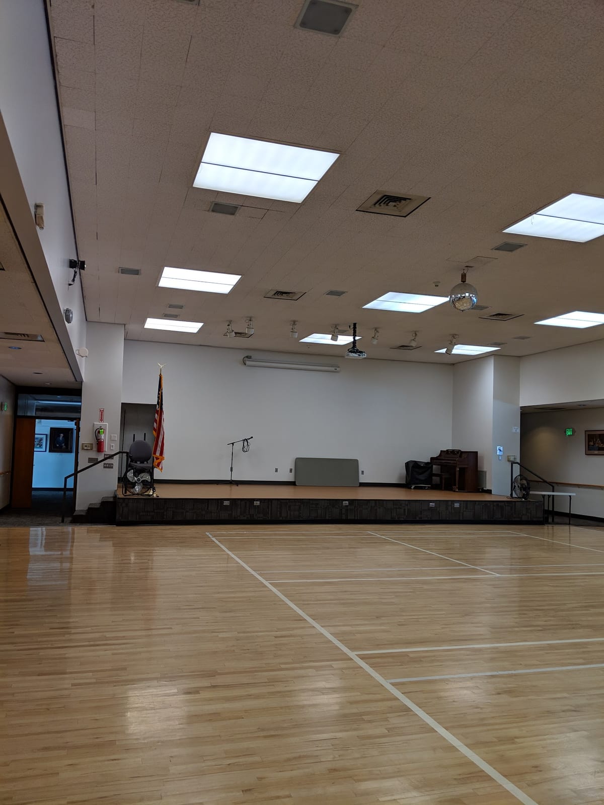 Murray City Senior Recreation Center, photo by Linda Bernini